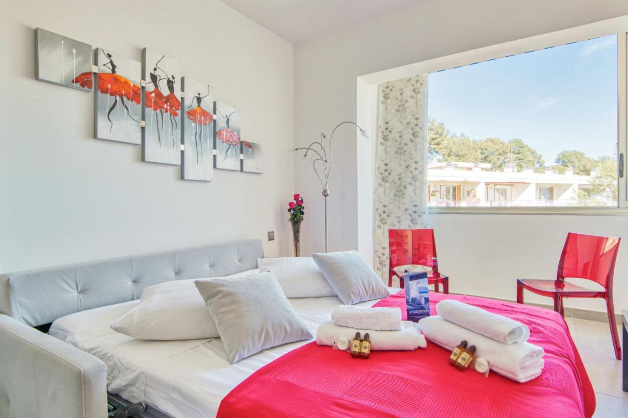 Stunning Flat With Terrace & Pool 7 Min From The Beach In Cassis - Welkeys Bagian luar foto